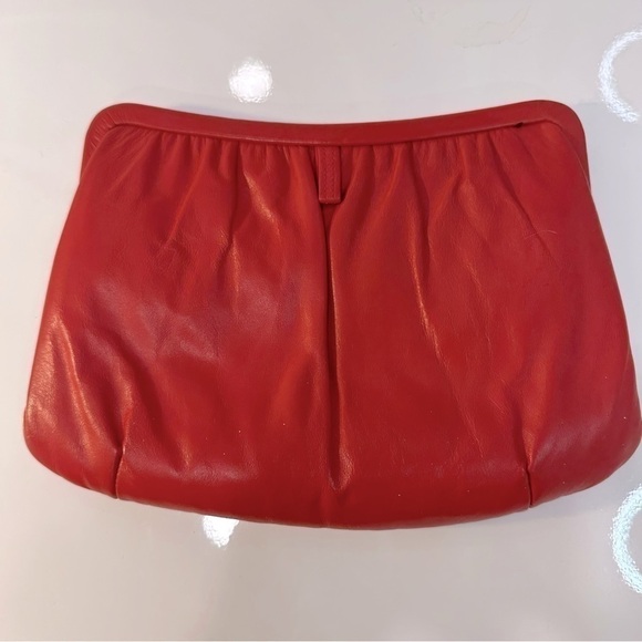 VINTAGE Red leather clutch with removable shoulder strap - Picture 1 of 8
